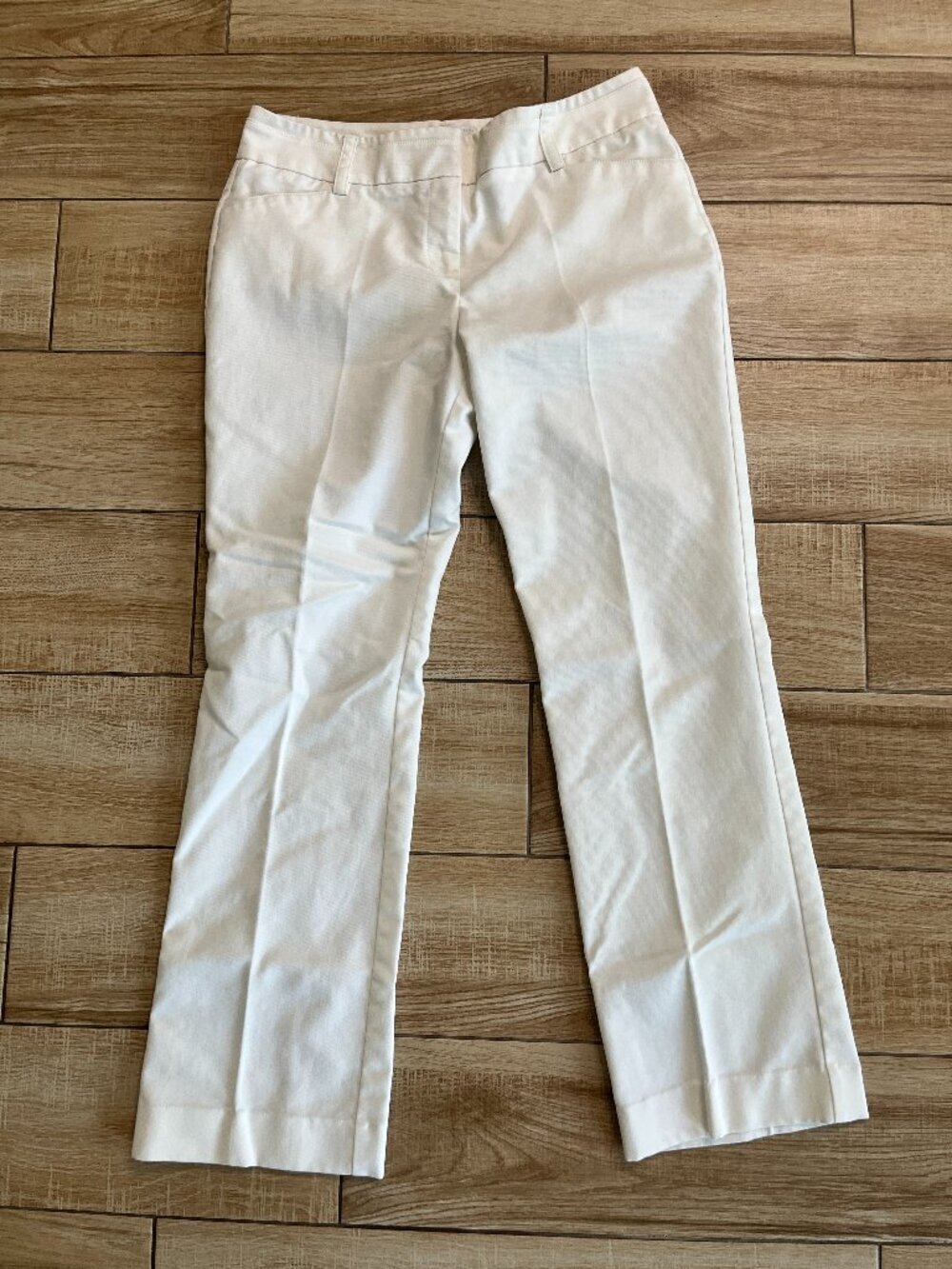 Womens New York & Company White Cropped Dress Pants - 6